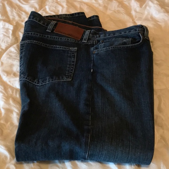 Eddie Bauer Relaxed Fit Jeans. 36/32. - Picture 1 of 2